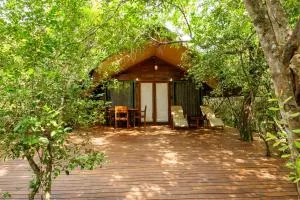 Leopard Reach Yala by Seven Angels - كالكادوفا