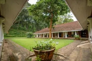 Clodagh Manor House by Seven Angels - Kobbewehera