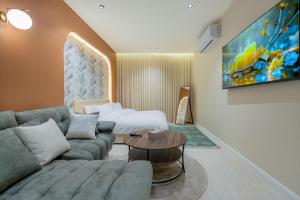 The Sulaymaniyah Elite