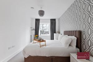 Two Bed Flat - Isleworth