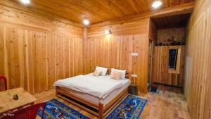 Tirthan Pine View Home stay