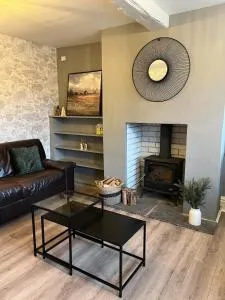 Bumblebee Cottage 3-Bed Family Stay near Sheffield with Garden & Free Parking - 陶德维克