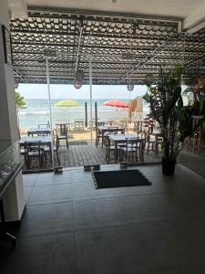 KINGS BAY Beach Resort