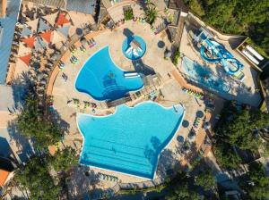 Campings Camping - Piscine - ccai0bg : photos des chambres