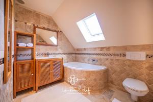 Cocon Familial & Terrasse - Pôle Santé Sud - 10mn Circuit des 24H - LInstant Clef