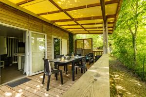 Villages vacances Les Chalets d'Argentouleau : Bungalow Familial