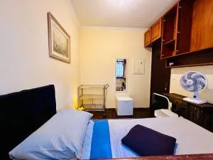 Aconchegante Quarto Solteiro no Jd Marajoara - 伊塔佩塞里卡-达塞拉