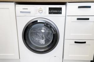 schickes Apartment 5 min vom Hbf der Kulturhauptstadt 2025