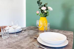 schickes Apartment 5 min vom Hbf der Kulturhauptstadt 2025