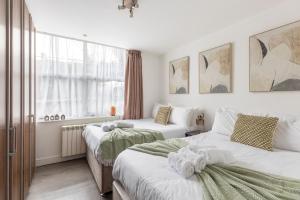 Modern flat in central golders green