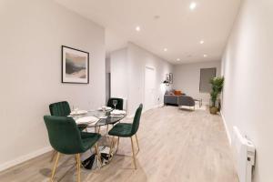 Convenient 2 Bed Apartment in Waterloo Liverpool