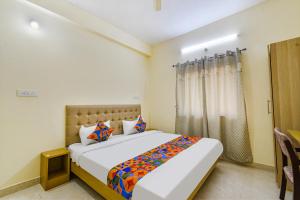 FabHotel RK Suites - Nr US Consulate, Financial District