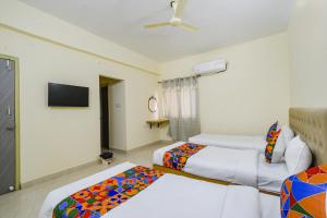 FabHotel RK Suites - Nr U S Consulate, Financial District