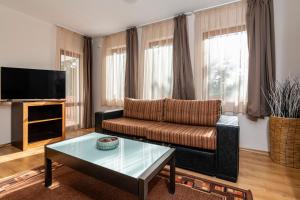 АПАРТАМЕНТ ЗА ГОСТИ ЕВЕЛИН