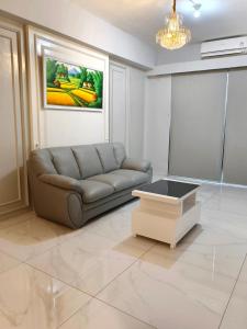 Sky House BSD 3 Bedroom 70m2 View Pool Dan Garden