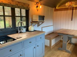 Luxury shepherd hut on rare breed smallholding