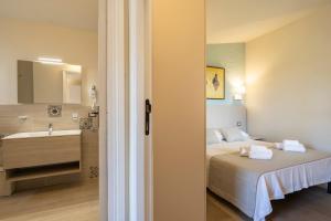 Mimose Beach Village img68