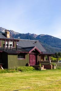 La Pilarica River & Mountain Lodge