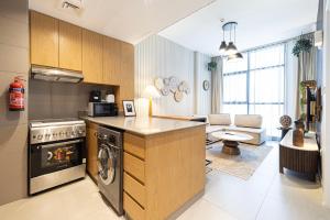 1BR Wanderlust Apartment by Blue Cloud Holidays