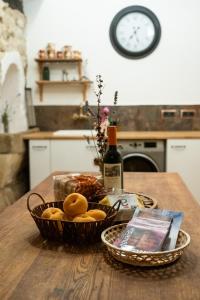 Número 8 a Traditional Basque Village Homestead