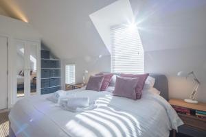 Beautiful Central Apt With Parking