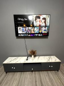 Malate Bayview Mansion City View and Seaview Room