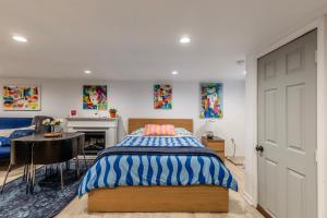 DC colorful place plus Free Parking