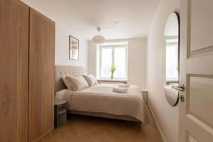 Family Friendly 2BR Basement Apartment