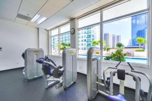 Relax & Feel The Good Vibes In Our Condo!