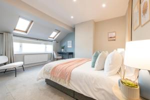 Spacious 2 Bedrooms House Near Leeds Centre, Free Parking, Ideal for Contractors & Long Stays - NordStay - 3hvězdičkové hotely ve městě Beeston Hill