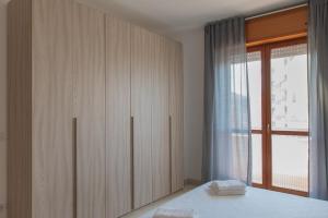 LucyElegance Pomezia a 800 MT dalla stazione - Wi-Fi Free