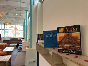 Serendipity Hostel & Cats Cafe