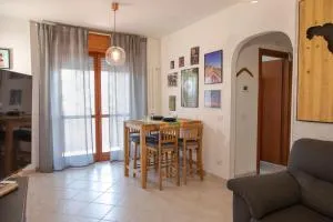 LucyElegance Pomezia a 800 MT dalla stazione - Wi-Fi Free - Pavona