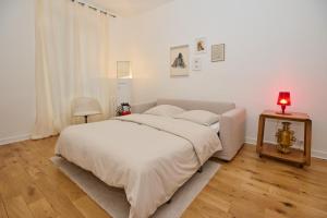 Geranimus Picasso Heart of Paris