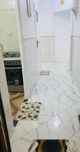 appartement F2 alger en face tramway et metro proche - Husseïn Dey