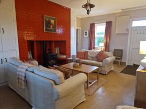 Paddy Staffs Cottage