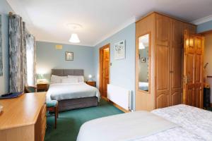 Family Room (2 Adults + 2 Children) room in Clareville House B&B