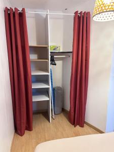 Appartements La pause Biardaise -Appartement 2 chambres a Biard : photos des chambres