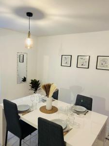 Appartements La pause Biardaise -Appartement 2 chambres a Biard : photos des chambres