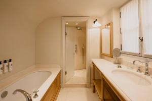 Hotels Hotel Crillon le Brave : Suite Junior de Luxe avec Terrasse