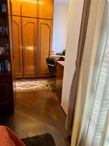 Linda Suite Master no Jd Marajoara em Casa de Alto Padrão