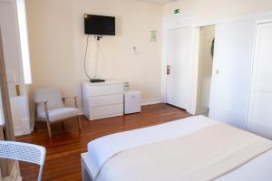 Matching Loures Guest House