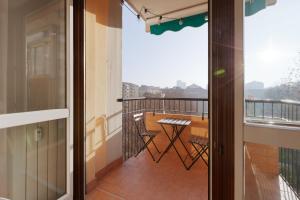 Modern Stay with Balcony near Niguarda Hospital