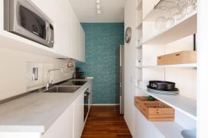 Modern Stay with Balcony near Niguarda Hospital