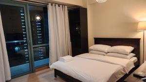 Casa Antonio at 7i Two Palm Tree Villas Beside NAIA3