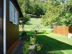 Chalets Chalet Fuchsia a Argentat : photos des chambres