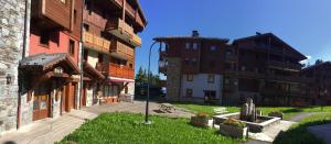 Appartements les 7 laux immobilier chalet A : Appartement avec Vue sur la Montagne