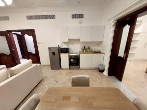 HARF22-101-01 1br apt in AD