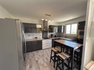 Oasis privee a Vendres piscine et confort moderne
