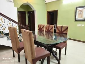 Hill Street Service Apartments